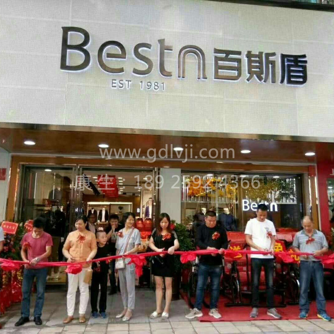 ���̰���